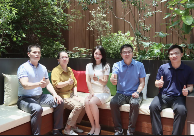 肇慶市工信局黨組成員、副局長、機關(guān)黨委書記夏炳洪主要領(lǐng)導(dǎo)一行蒞臨高登鋁業(yè)調(diào)研